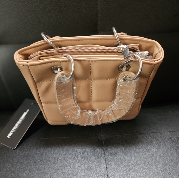 PrettyLittleThing Tan Quilted Mini Handbag - Picture 2 of 11